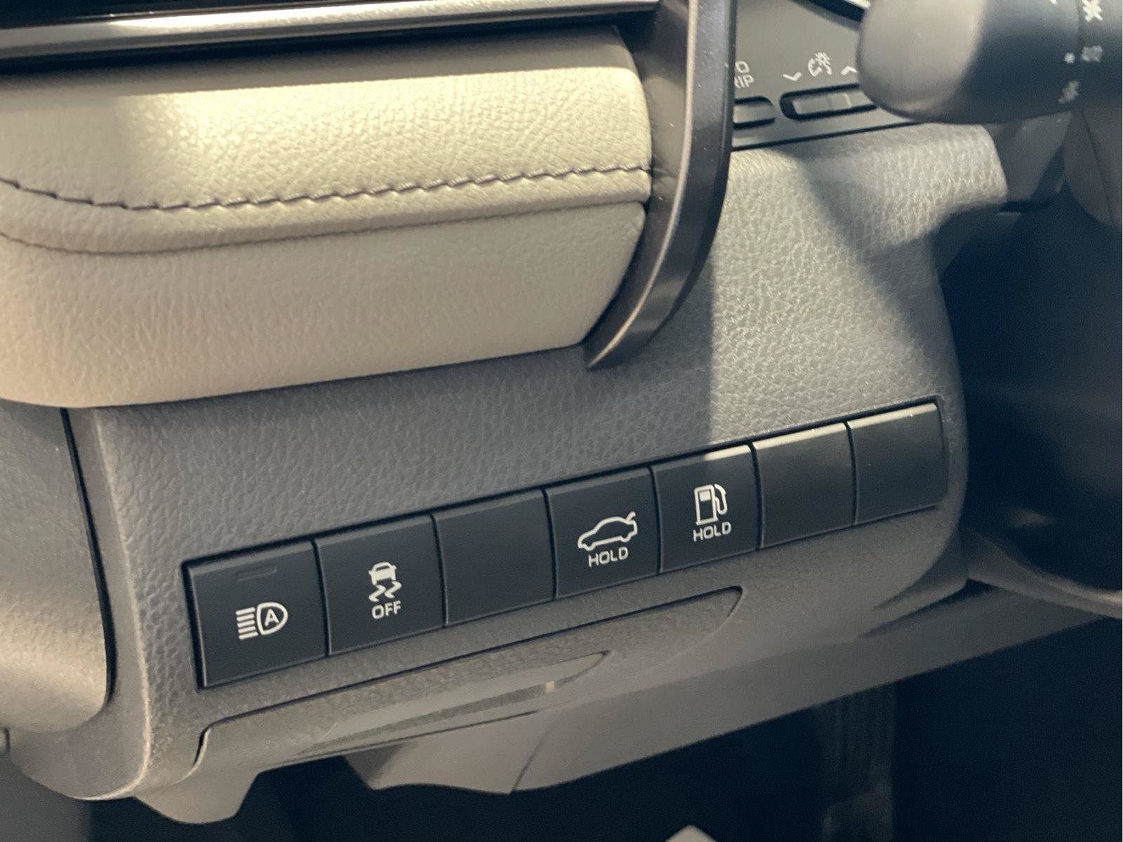 Used 2023 Toyota Camry XLE w/ Navigation Package FWD image 29