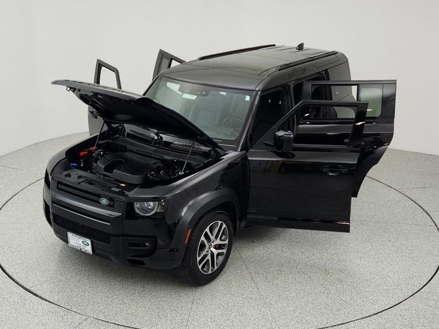 Used 2023 Land Rover Defender 110 X image 21