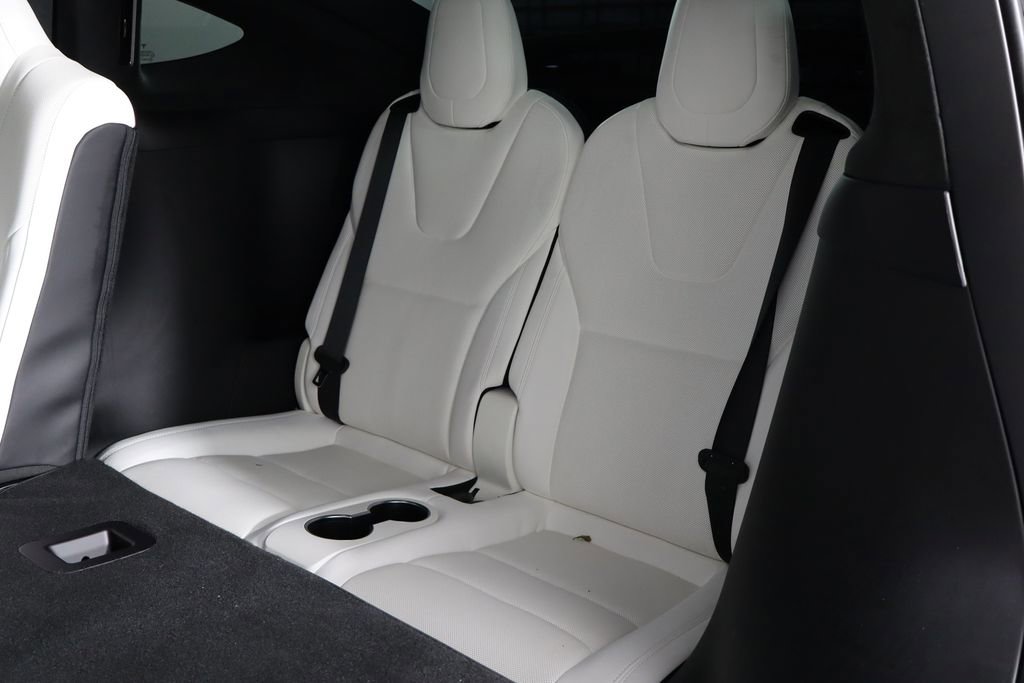 Used 2023 Tesla Model X image 11