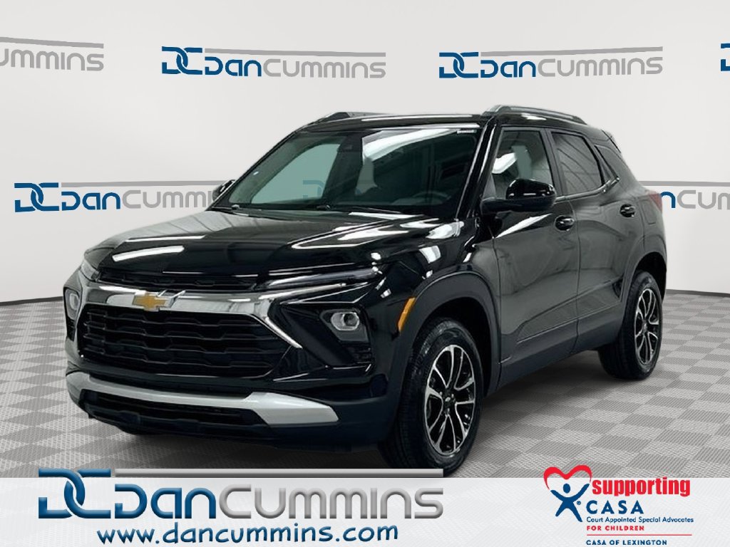 Used 2025 Chevrolet TrailBlazer LT AWD/4WD image 1