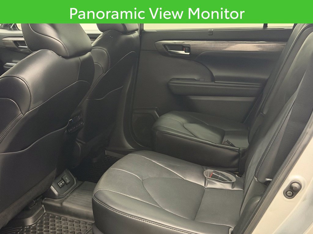 Used 2022 Toyota Highlander Platinum AWD/4WD image 26