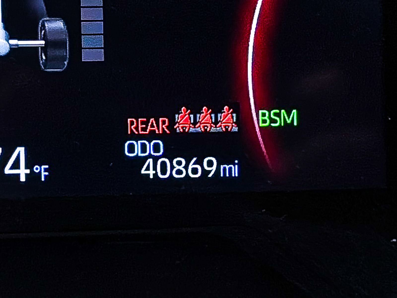 Used 2023 Toyota RAV4 XLE Premium image 36