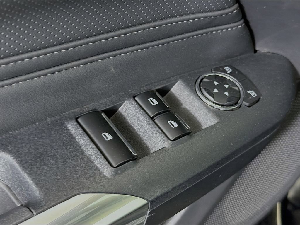 Used 2025 Ford Mustang Premium image 22