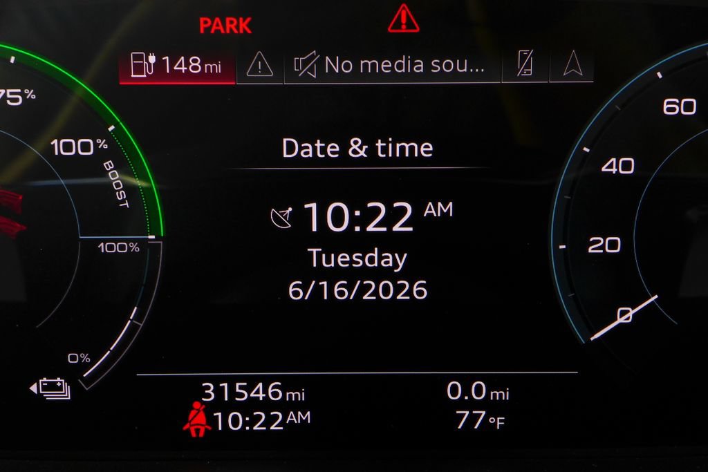 Used 2024 Audi Q8 e-tron Premium Plus w/ Premium Plus Package AWD/4WD image 32