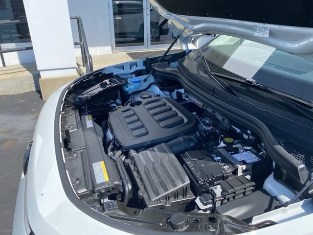 New 2025 Volkswagen Tiguan SE image 67