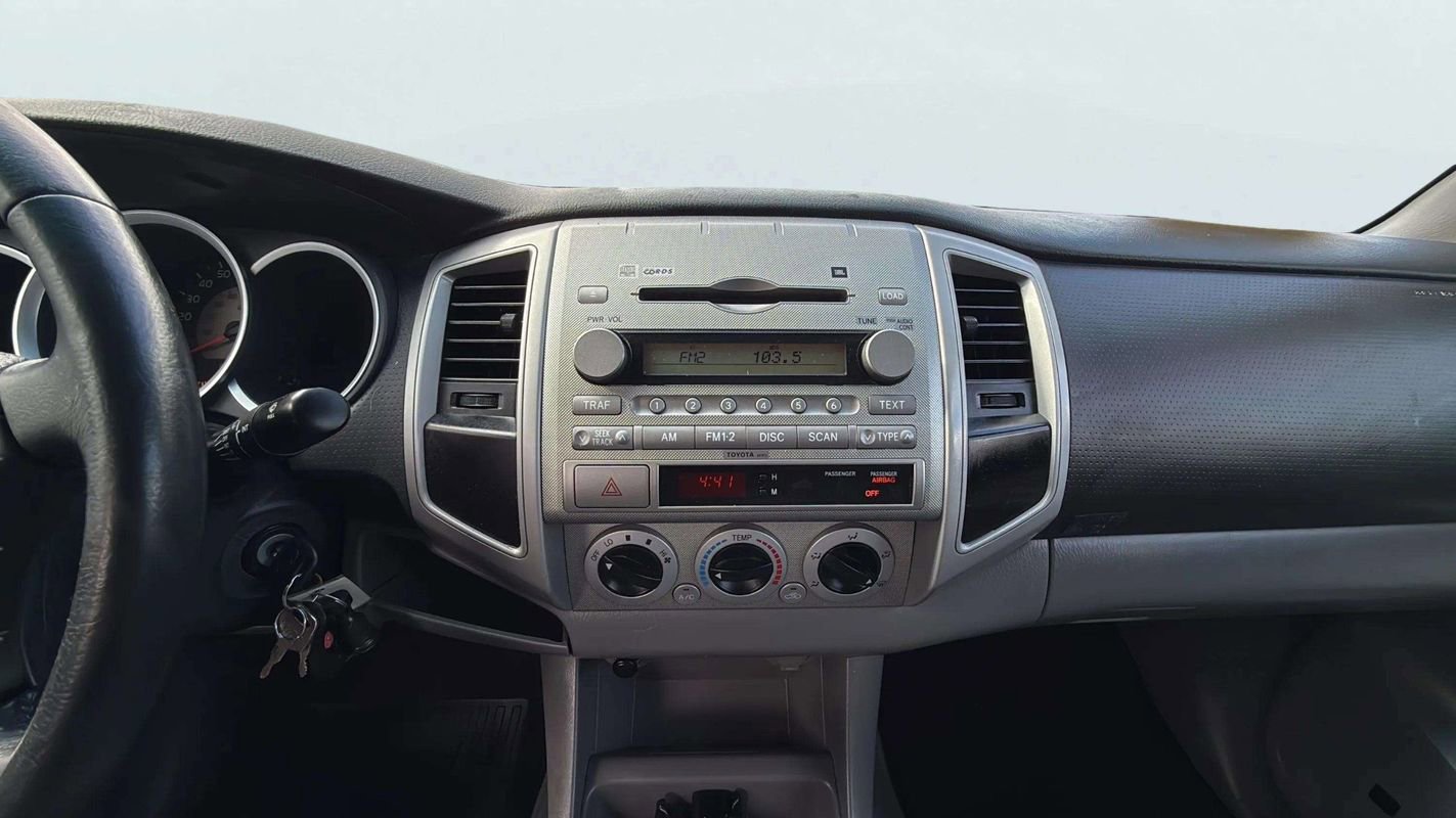 Used 2006 Toyota Tacoma PreRunner RWD image 10
