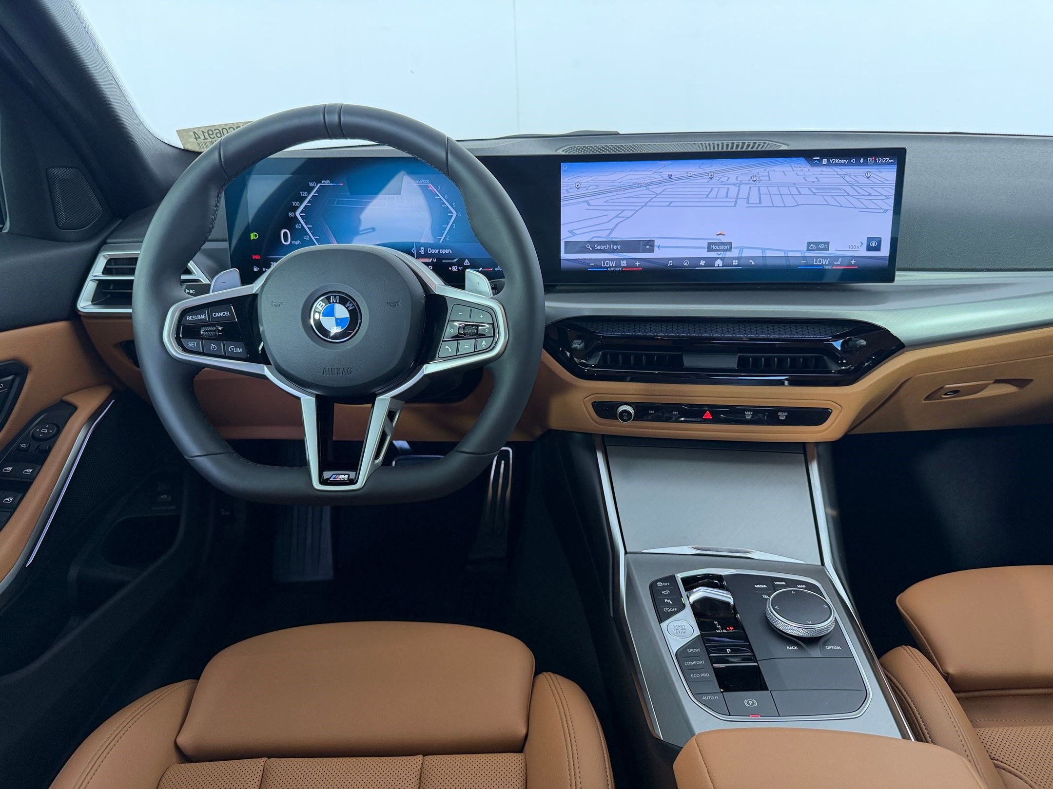 Used 2026 BMW 330i Sedan w/ M Sport Package image 31