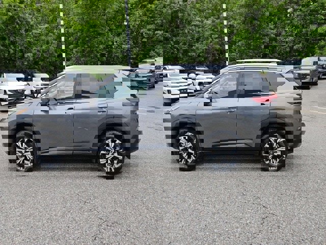Used 2022 Nissan Rogue SV w/ SV Premium Package