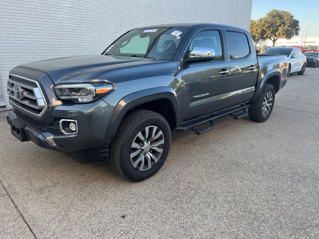 Used 2022 Toyota Tacoma Limited RWD video 1