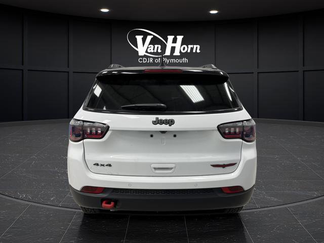New 2026 Jeep Compass Trailhawk w/ Sun, Sound & Navigation Group image 14