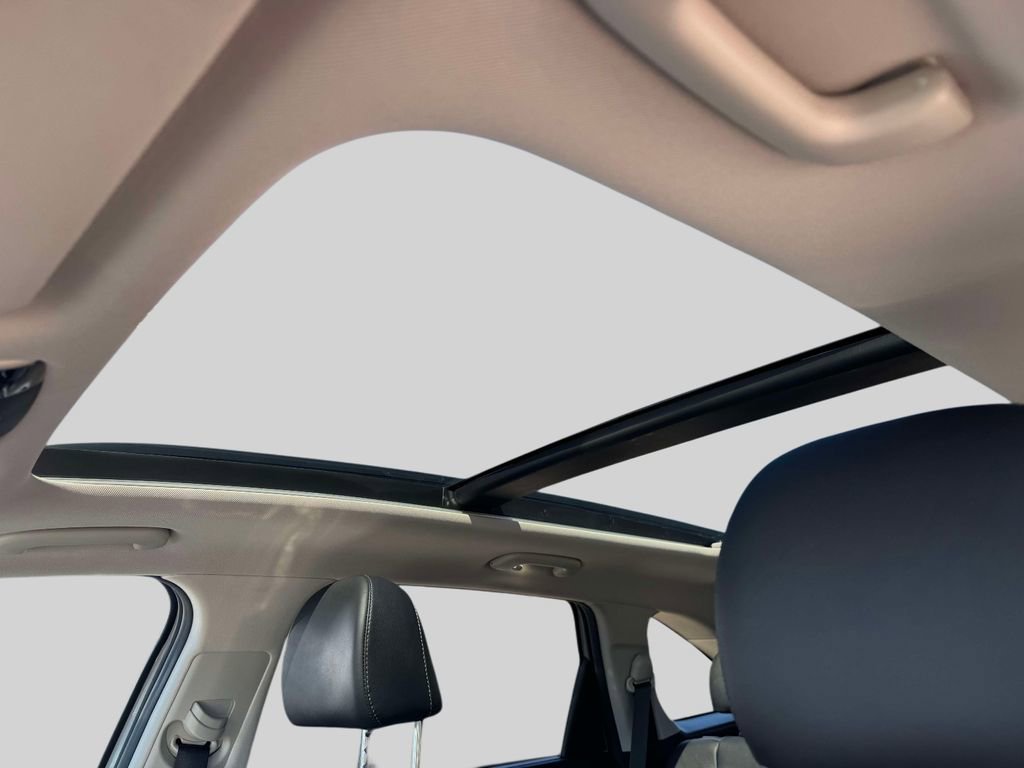 Used 2023 Kia Sorento SX Prestige image 19