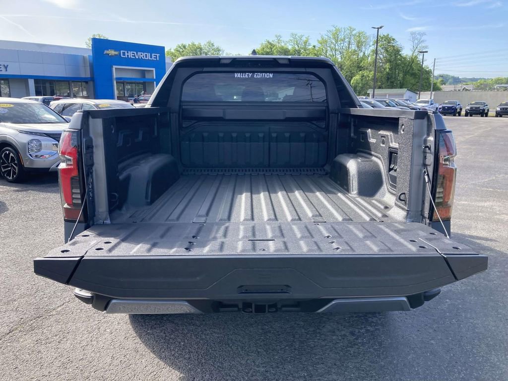 New 2026 Chevrolet Silverado EV Trail Boss AWD/4WD image 11