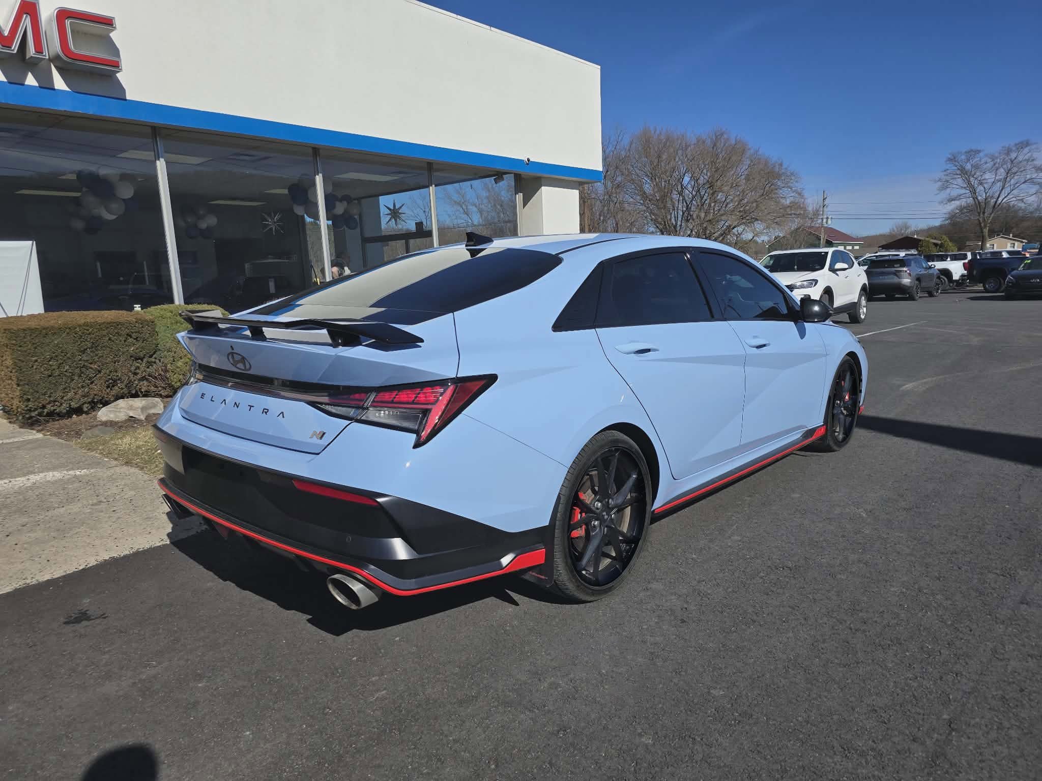 Used 2025 Hyundai Elantra N Base video 3