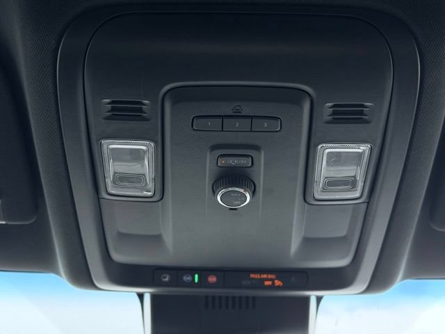 Used 2024 GMC Yukon SLT AWD/4WD image 49