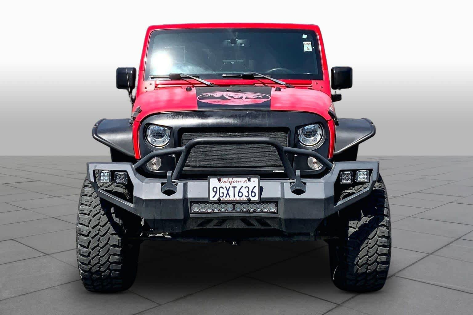 Used 2017 Jeep Wrangler Unlimited Rubicon AWD/4WD image 3