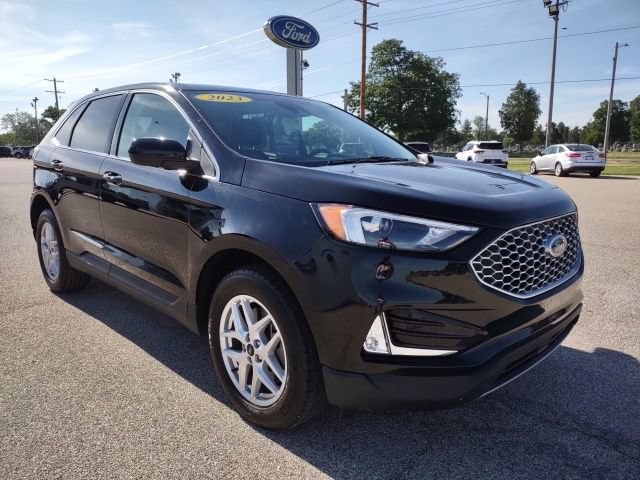 Used 2023 Ford Edge SEL w/ Convenience Package AWD/4WD image 7