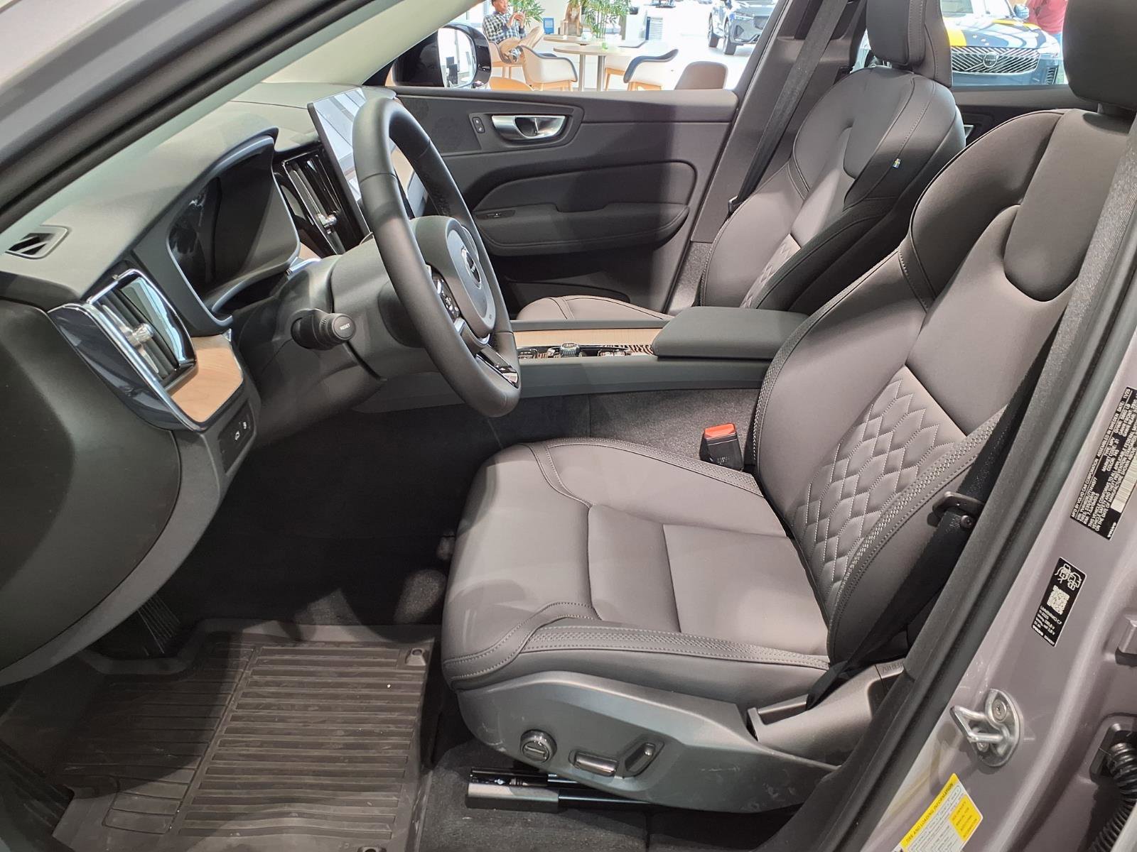 New 2026 Volvo XC60 T8 Core w/ Protection Package Premier image 11