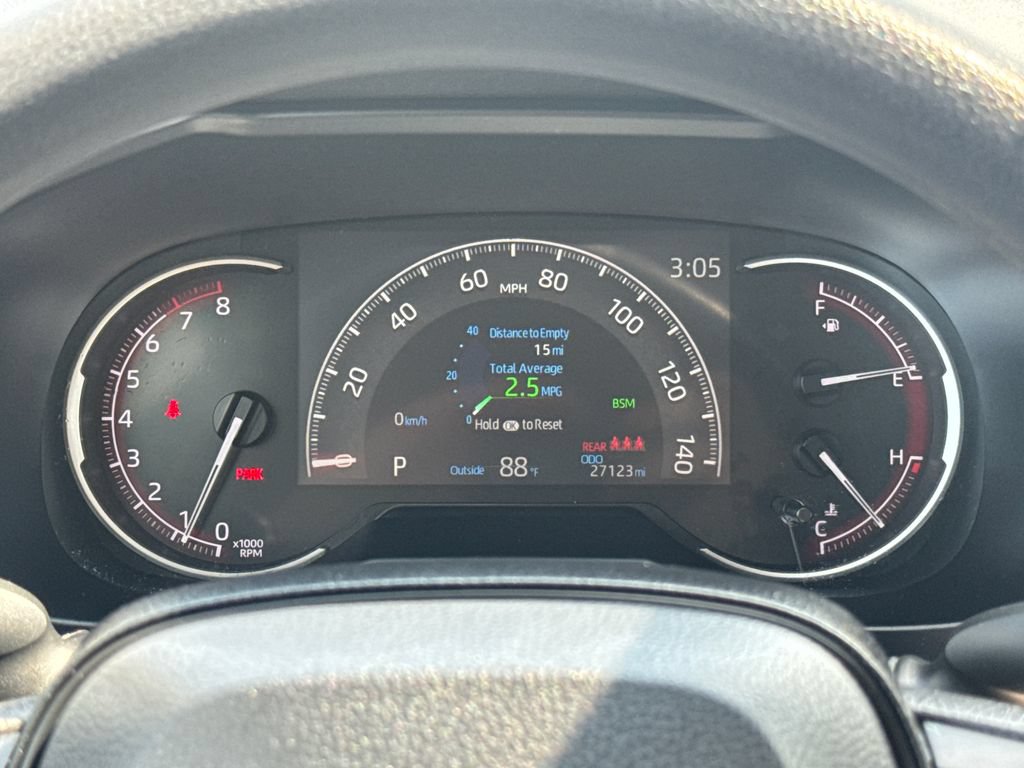 Used 2025 Toyota RAV4 XLE AWD/4WD image 17