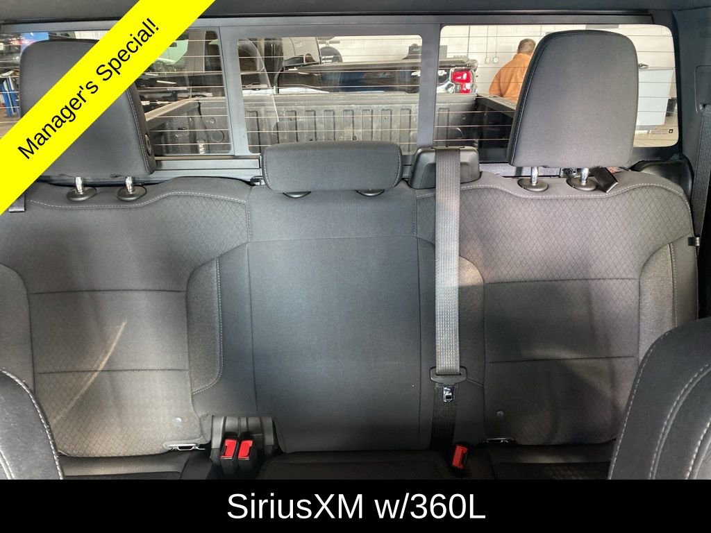 Used 2024 Chevrolet Silverado 1500 LT image 13