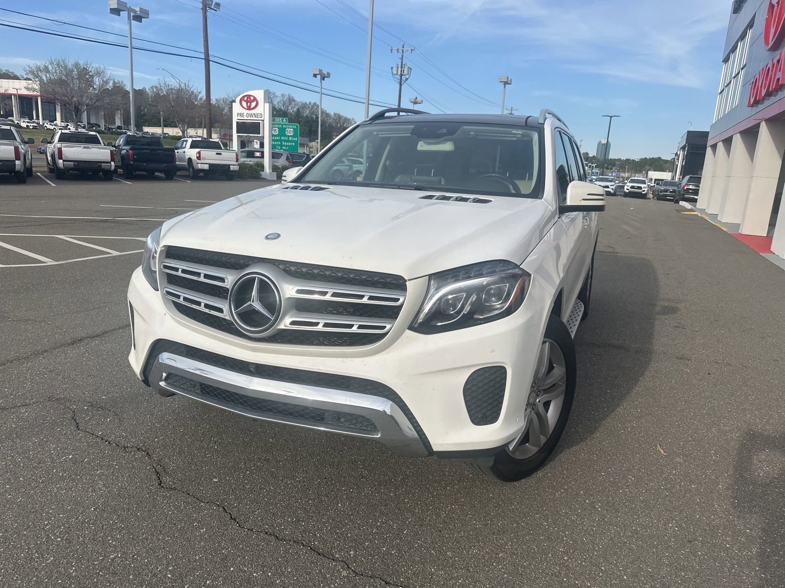 Used 2017 Mercedes-Benz GLS 450 4MATIC image 18