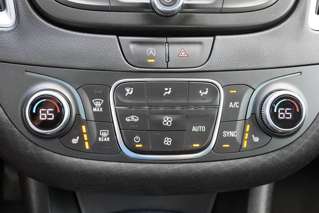 Used 2023 Chevrolet Malibu LT FWD image 20