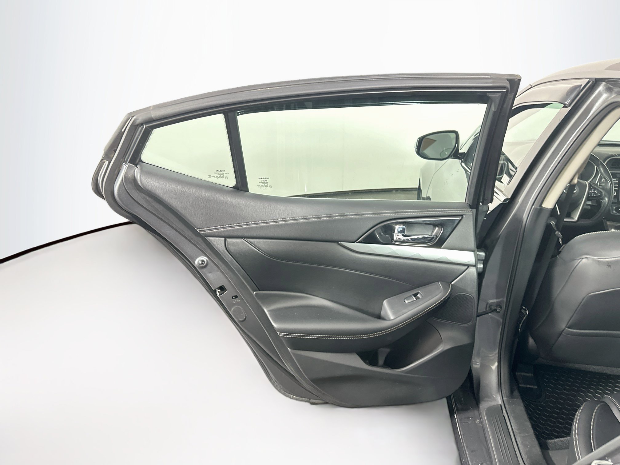 Used 2020 Nissan Maxima 3.5 SV w/ Floor Mat Group FWD image 25