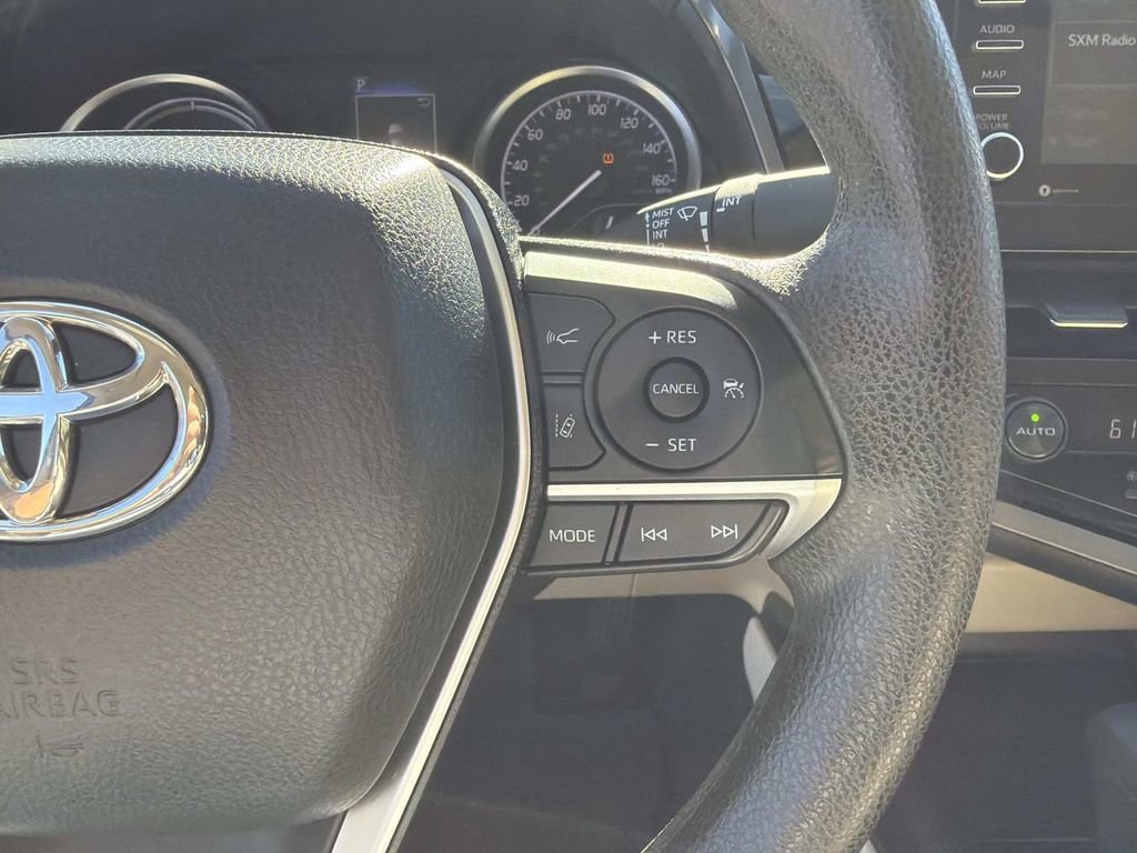 Used 2021 Toyota Camry LE image 29