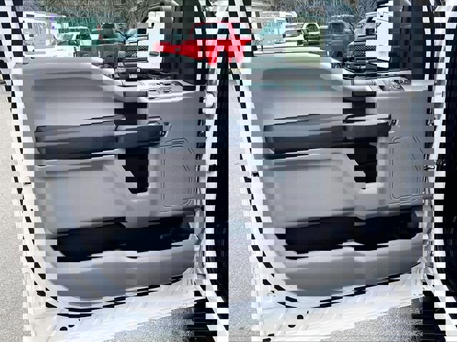 Used 2019 Ford F150 XL w/ Equipment Group 101A Mid AWD/4WD image 18