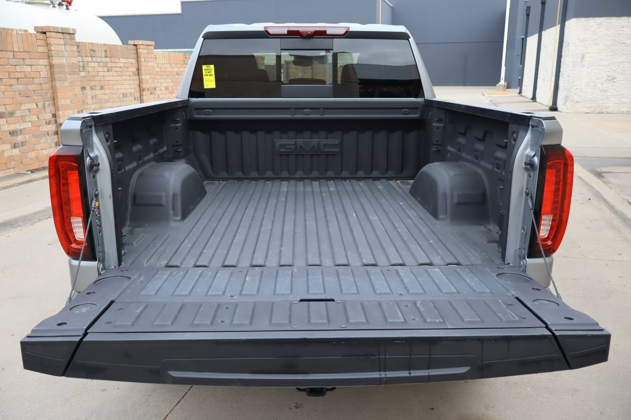 Used 2026 GMC Sierra 1500 AT4 w/ AT4 Premium Package AWD/4WD image 30