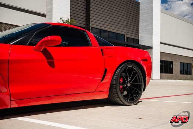Used 2013 Chevrolet Corvette Z06 w/ 3LZ Preferred Equipment Group RWD image 31