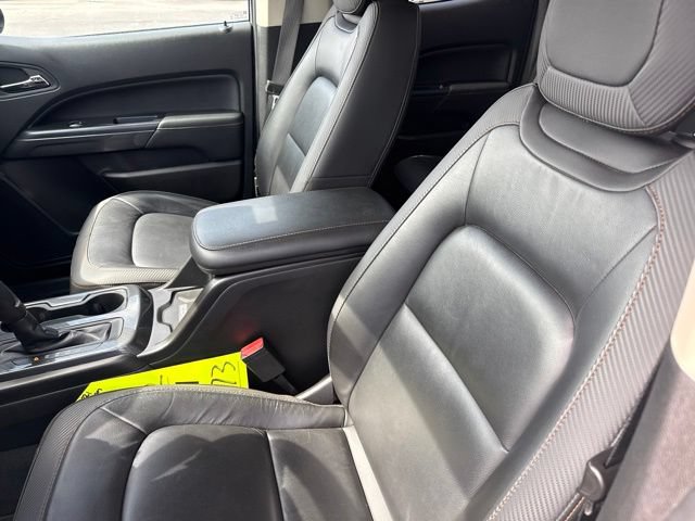 Used 2021 GMC Canyon AT4 w/ Driver Alert Package AWD/4WD image 25