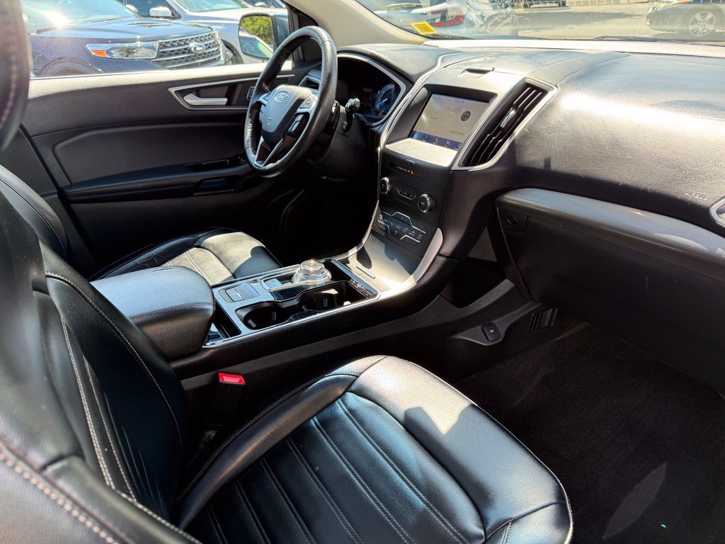 Used 2019 Ford Edge SEL w/ Equipment Group 201A AWD/4WD image 31