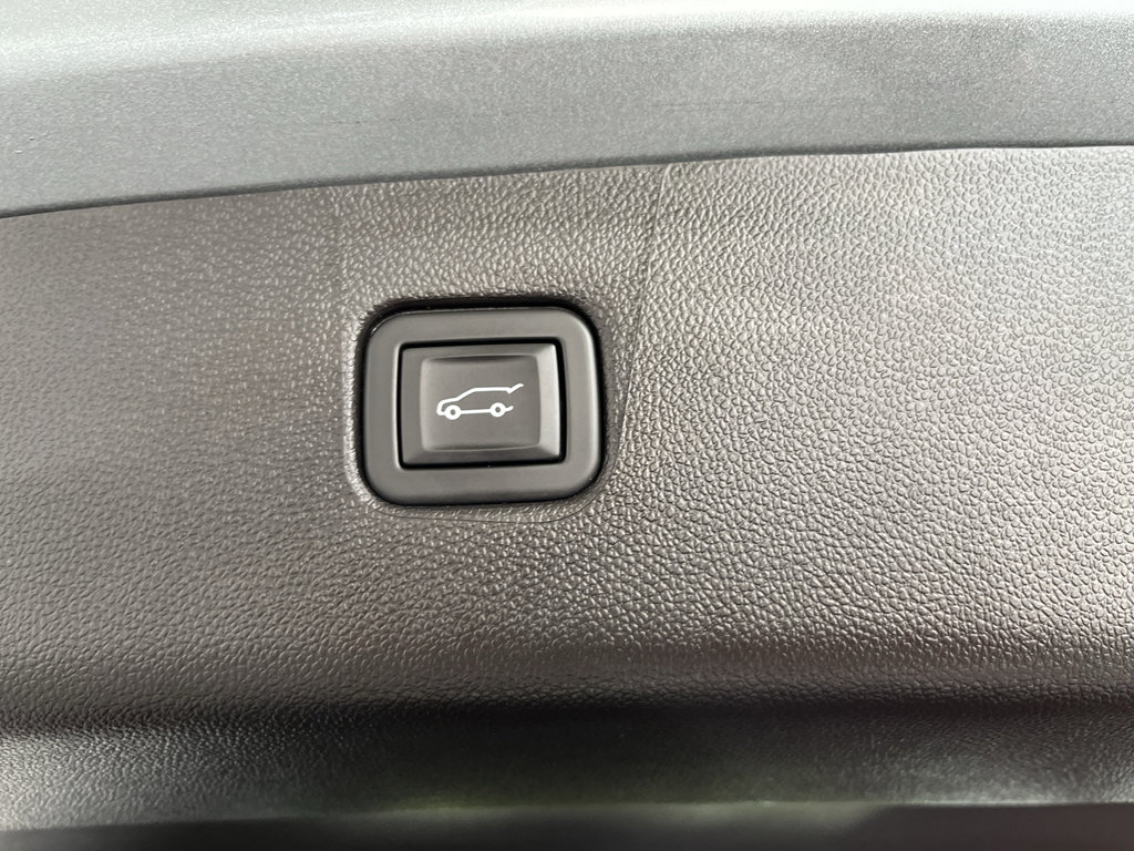 Used 2024 Chevrolet Blazer LT w/ Convenience Package FWD image 10