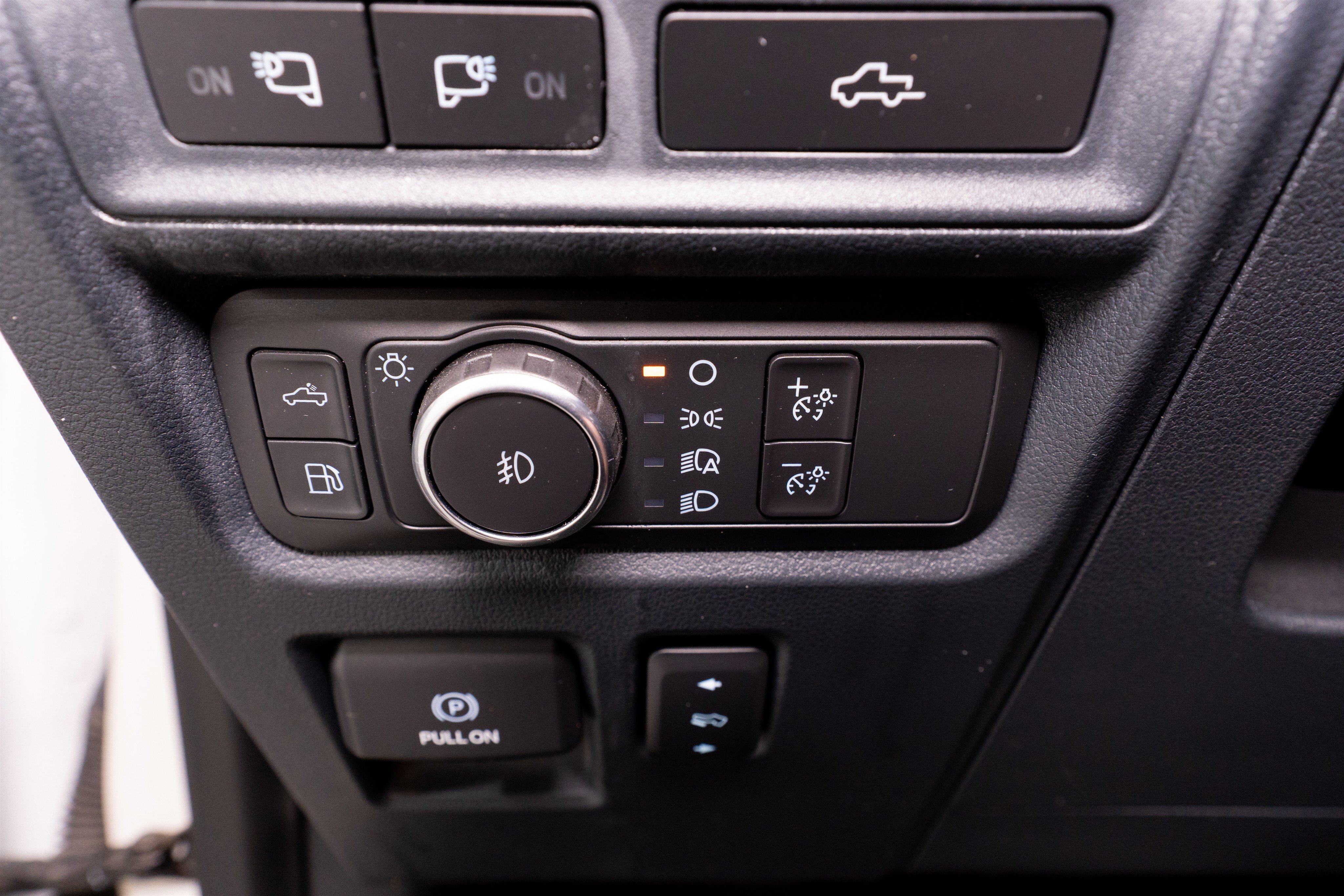 Used 2022 Ford F150 Lariat AWD/4WD image 39