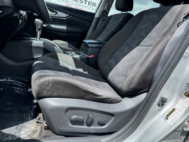 Used 2015 Nissan Rogue SV AWD/4WD image 6