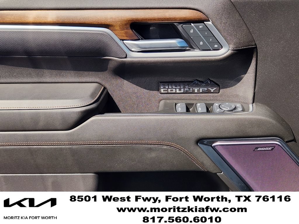 Used 2025 Chevrolet Silverado 1500 High Country w/ High Country Premium Package AWD/4WD image 23