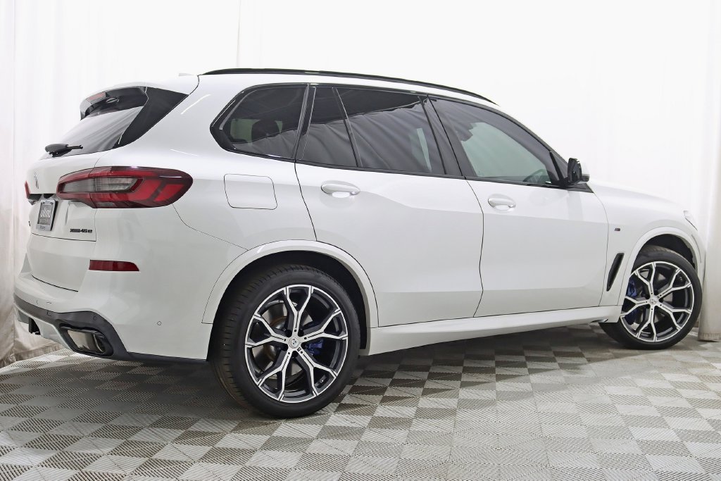 Used 2023 BMW X5 xDrive45e w/ Executive Package AWD/4WD image 10