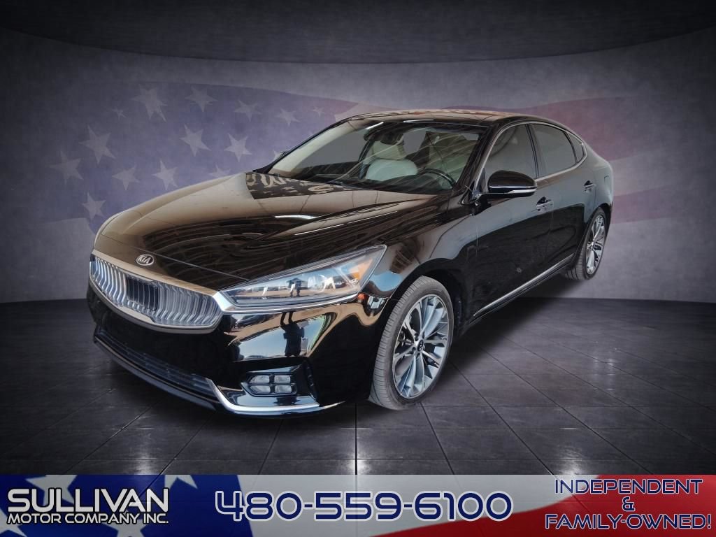 Used 2017 Kia Cadenza Technology