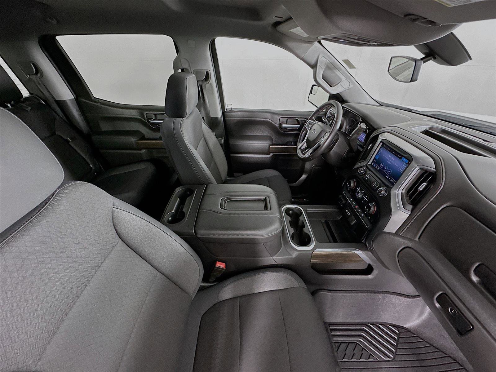 Used 2020 Chevrolet Silverado 1500 LT Trail Boss image 26