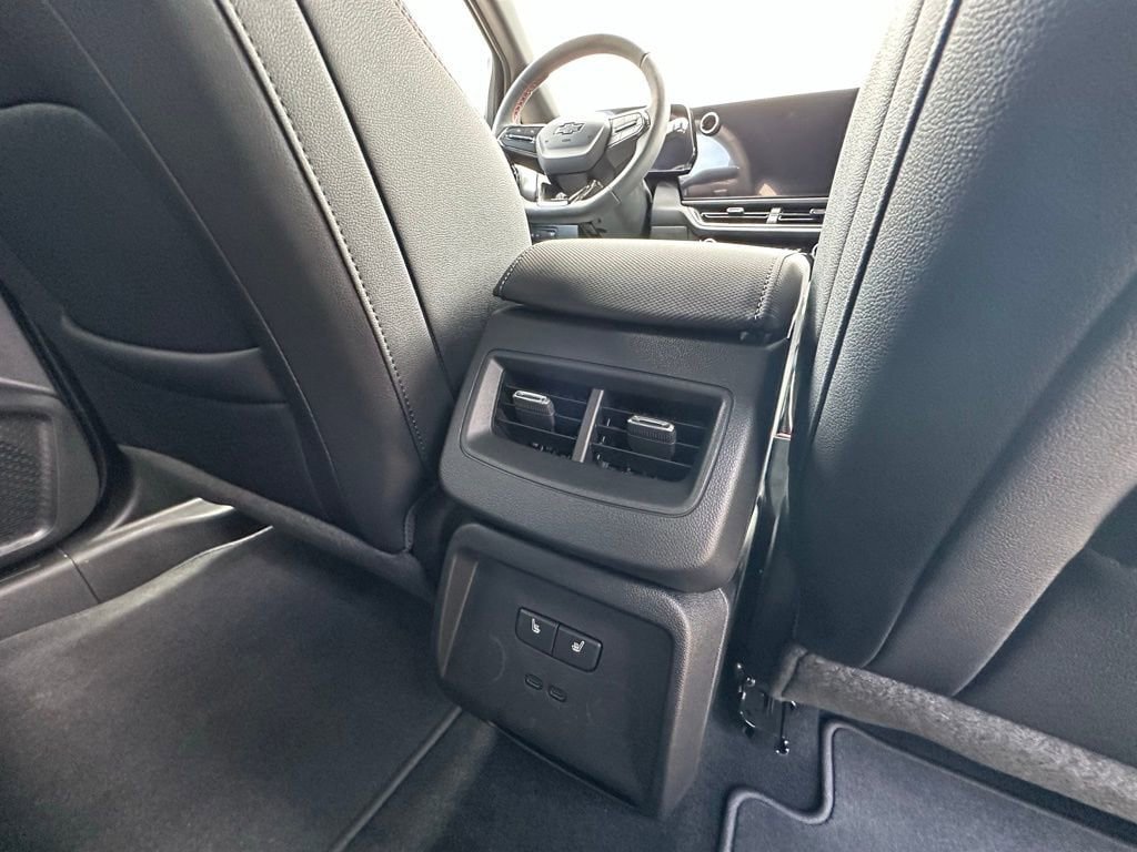 New 2025 Chevrolet Equinox EV RS w/ Convenience Package II FWD image 42
