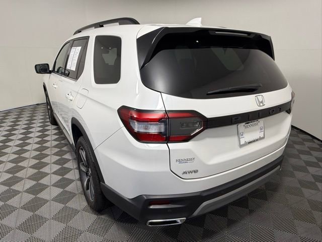 Used 2024 Honda Pilot Elite image 4