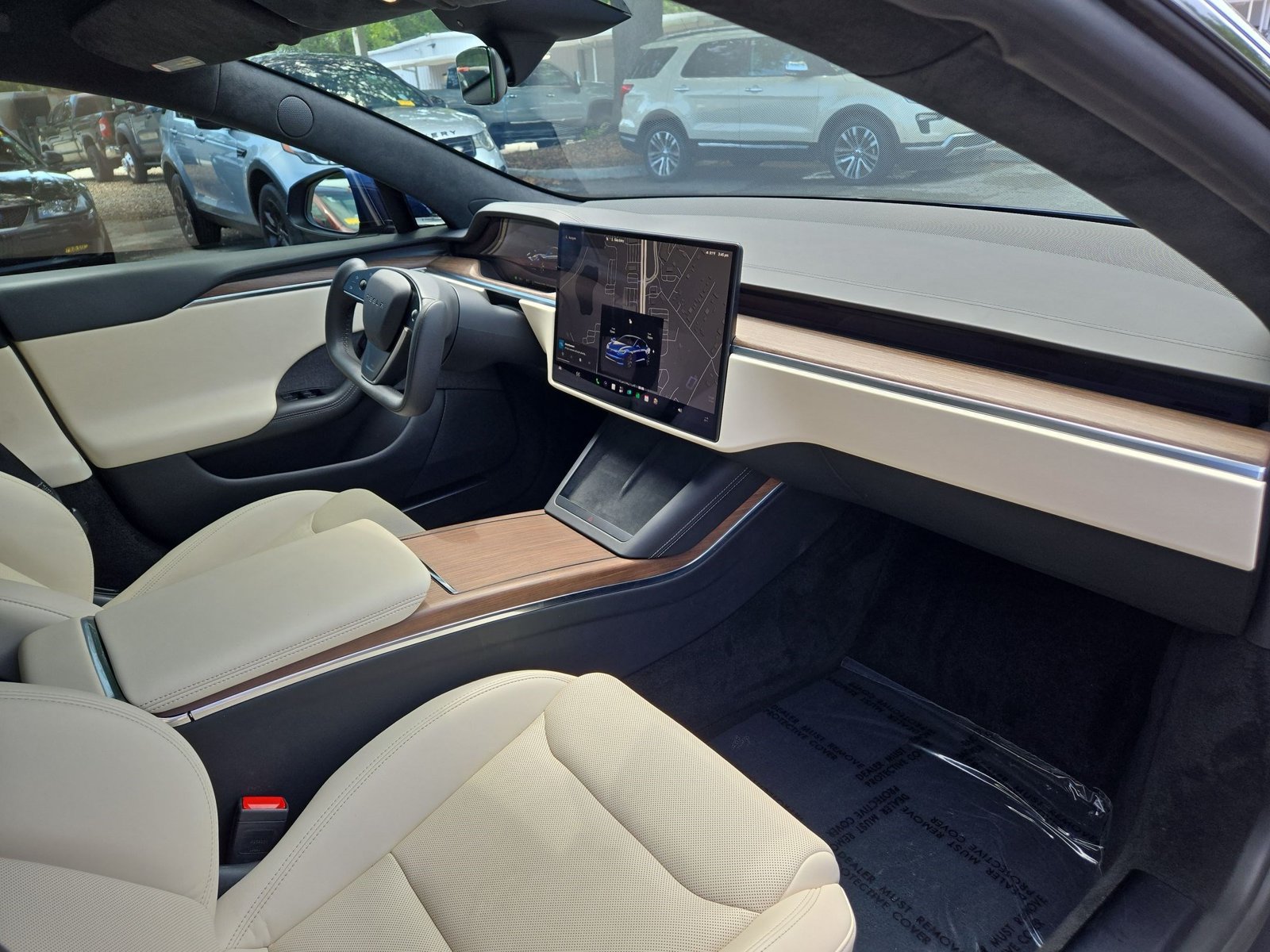 Used 2022 Tesla Model S AWD/4WD image 24