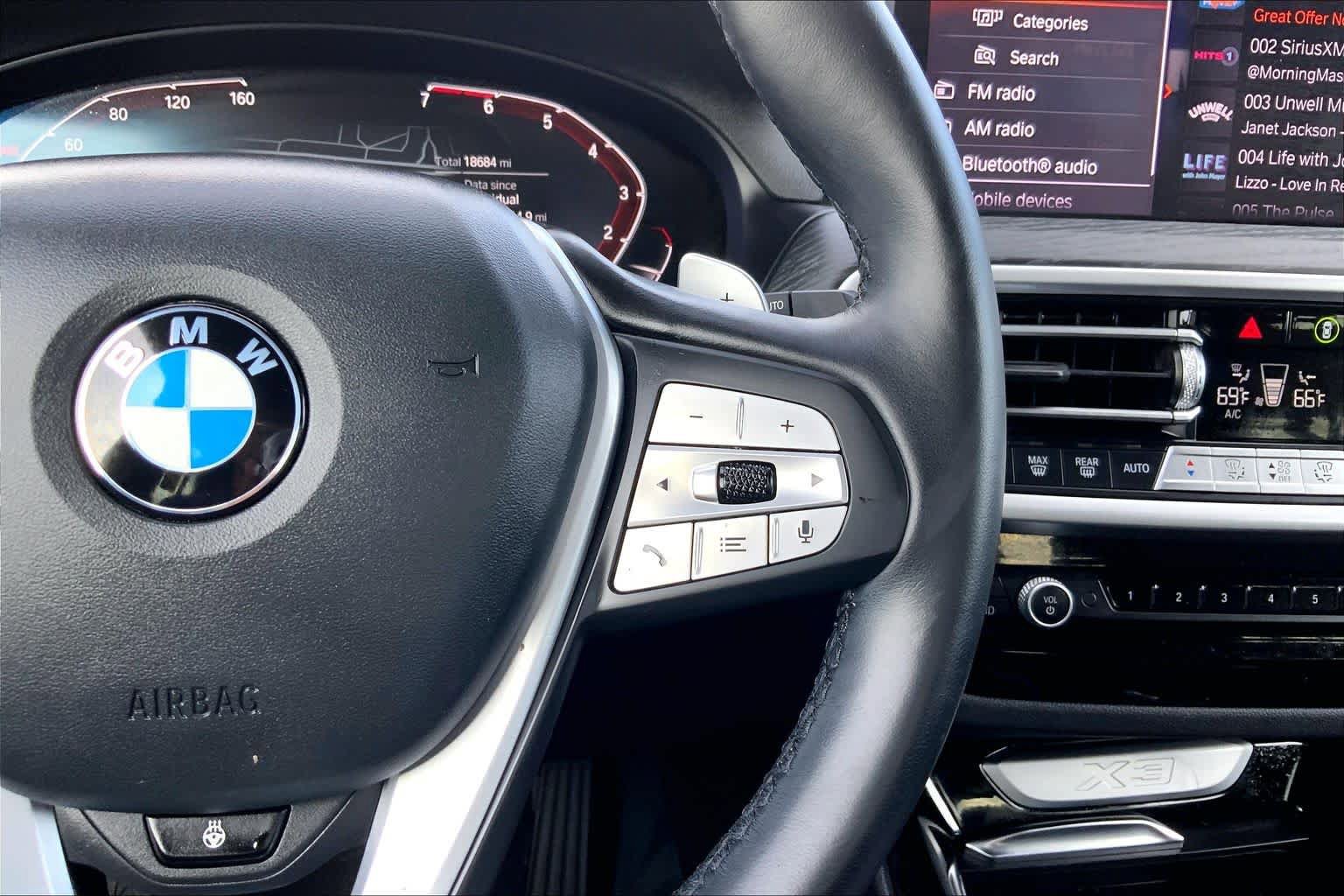 Used 2023 BMW X3 sDrive30i w/ Premium Package w/ZPA RWD image 25
