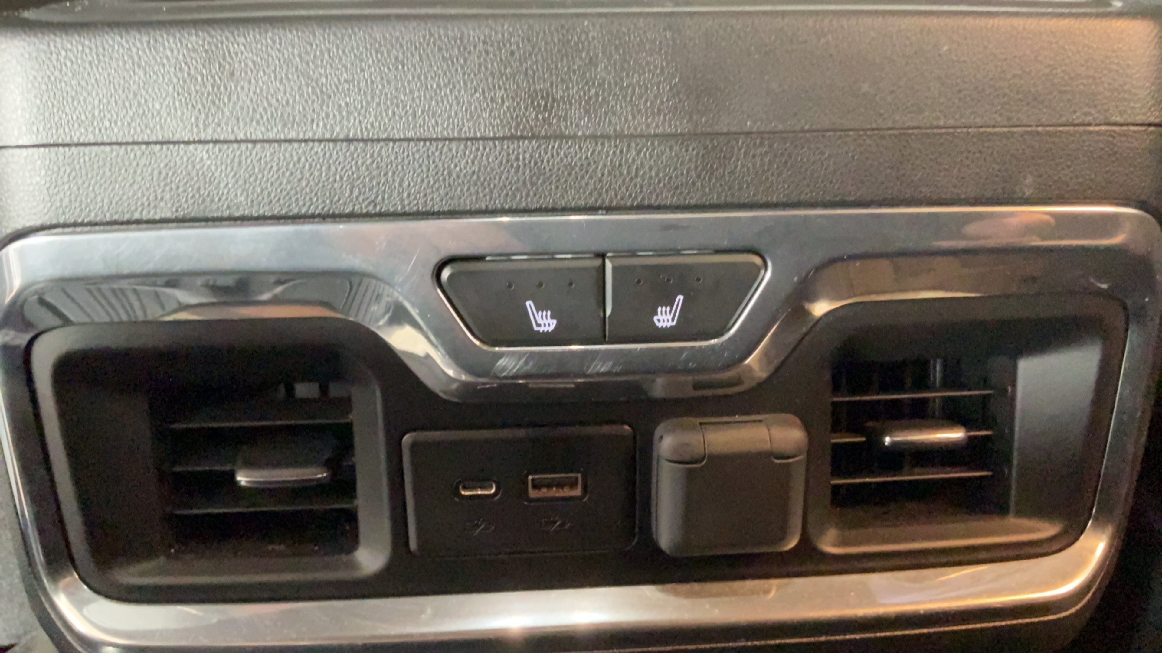 Used 2019 GMC Sierra 1500 AT4 w/ AT4 Preferred Package AWD/4WD image 28