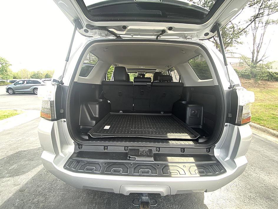 Used 2021 Toyota 4Runner Venture w/ Moonroof Package image 24