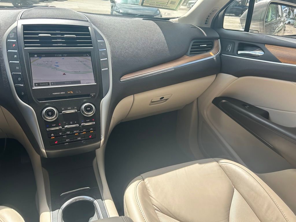 Used 2019 Lincoln MKC Select w/ Select Plus Package image 11