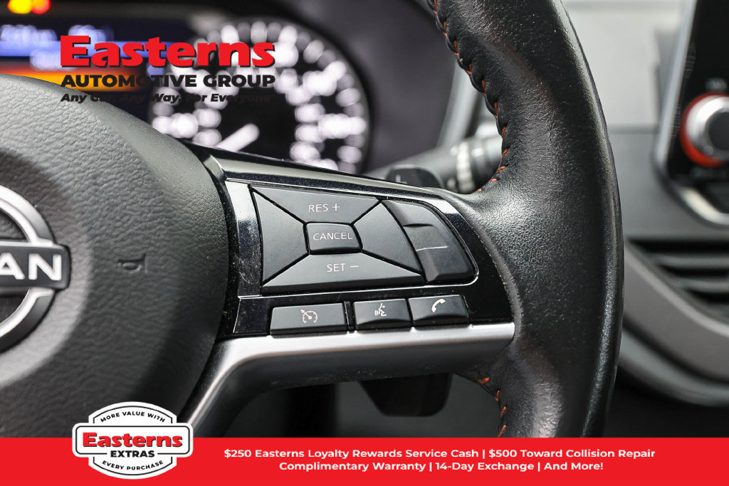 Used 2024 Nissan Altima 2.5 SR FWD image 17