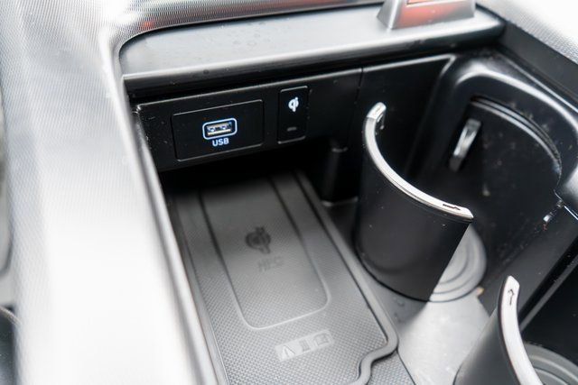 Used 2024 Hyundai Palisade Calligraphy image 46