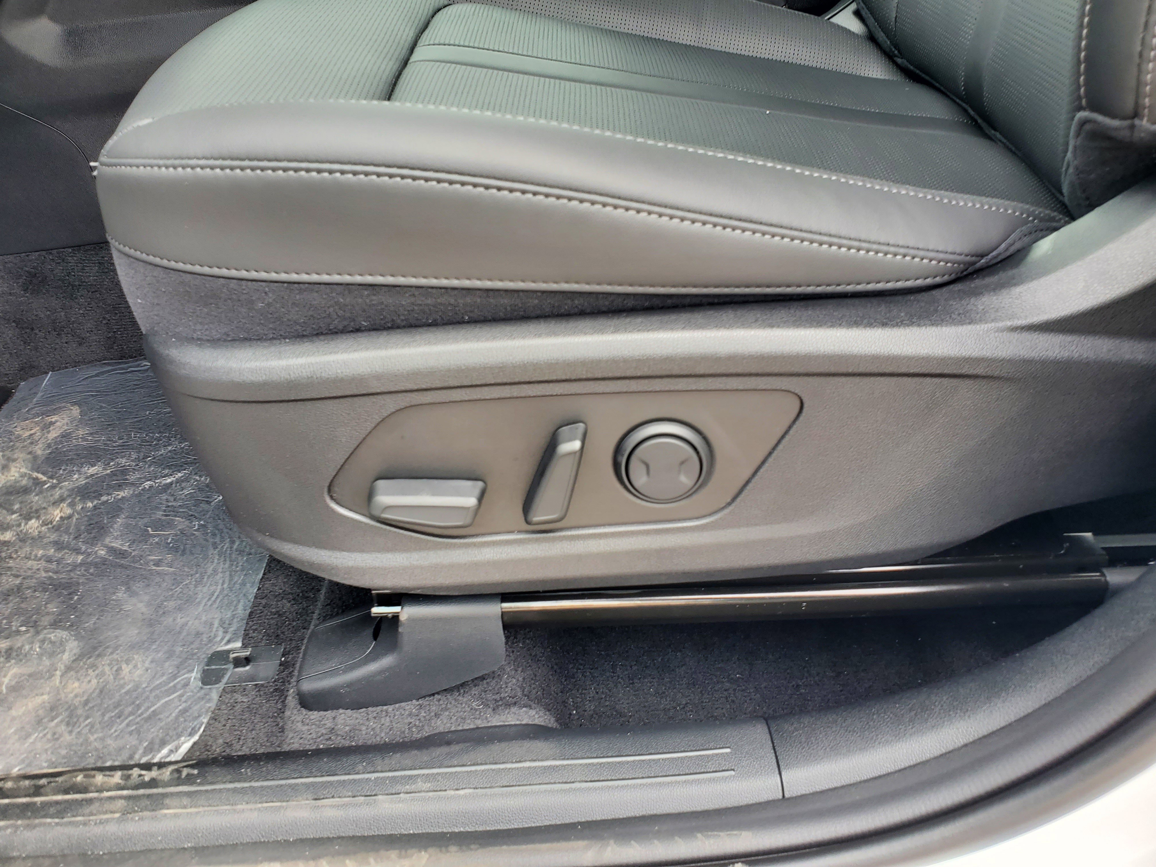 New 2025 Kia Sorento SX image 13