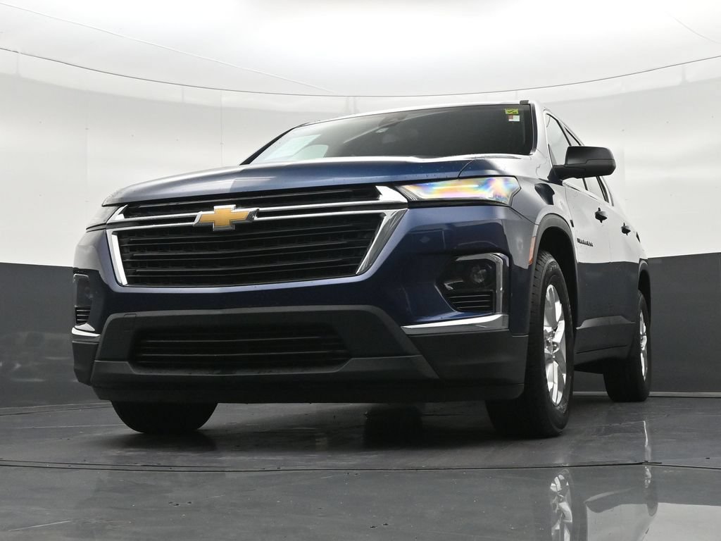 Used 2022 Chevrolet Traverse LS FWD image 30